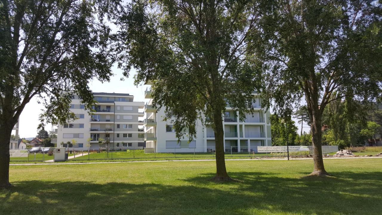 Lelle Resort B20 Balatonlelle Exterior photo